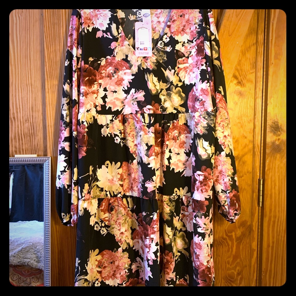 Pink Coconut Floral print dress with tie back. L